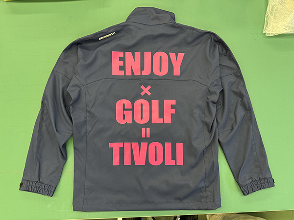 持ち込みのスタッフジャンパーへのプリント　チボリゴルフ　様